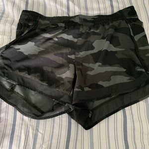 Athleta Mesh Racer Run Short 4”